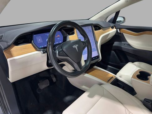 Used 2019 Tesla Model X 100D image 20