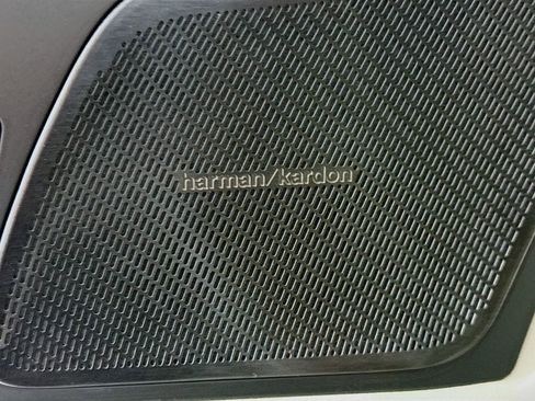 Certified 2026 Volvo XC60 B5 Ultra w/ Protection Package Premier image 19