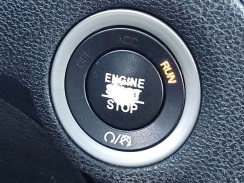 Used 2020 Chrysler 300 Touring w/ Sport Appearance Package image 16