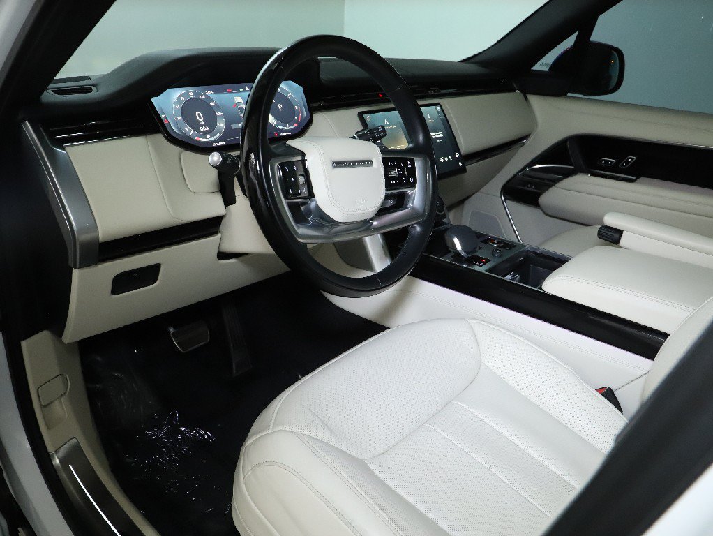 Used 2023 Land Rover Range Rover SE AWD/4WD image 16