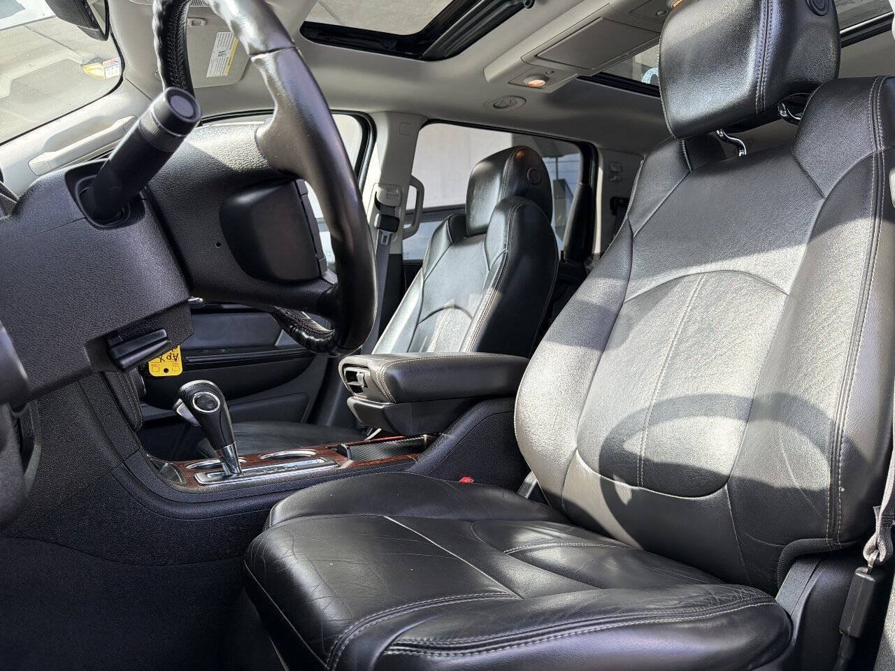 Used 2013 Chevrolet Traverse LT AWD/4WD image 32