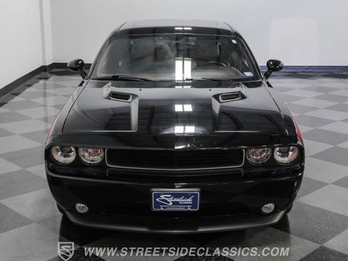 Used 2012 Dodge Challenger R/T image 31