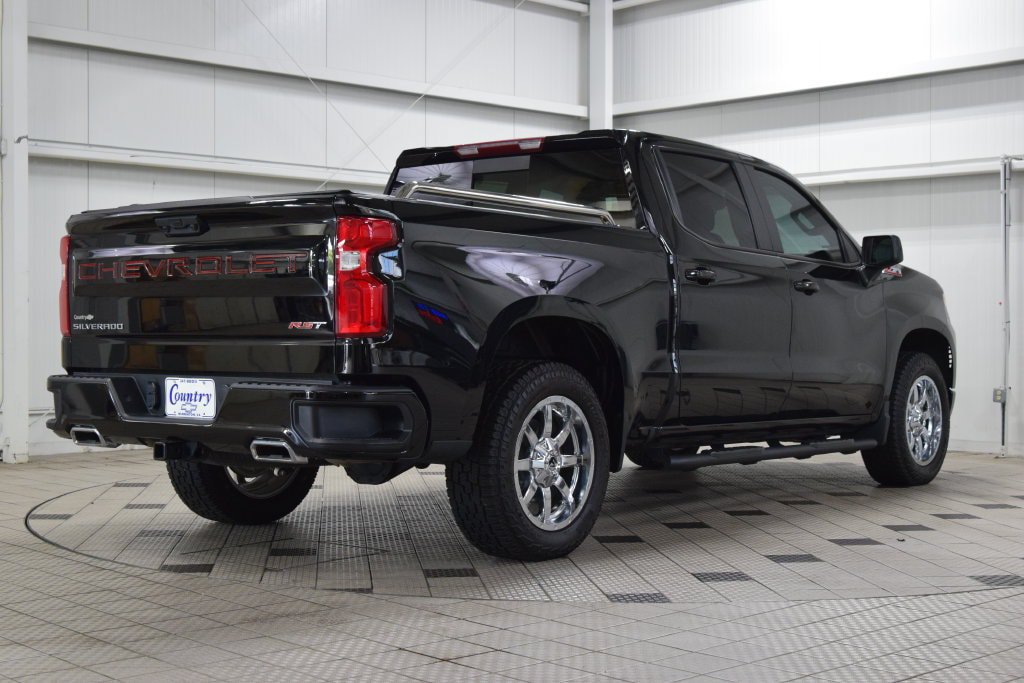 Used 2025 Chevrolet Silverado 1500 RST w/ Z71 Off-Road Package AWD/4WD image 8