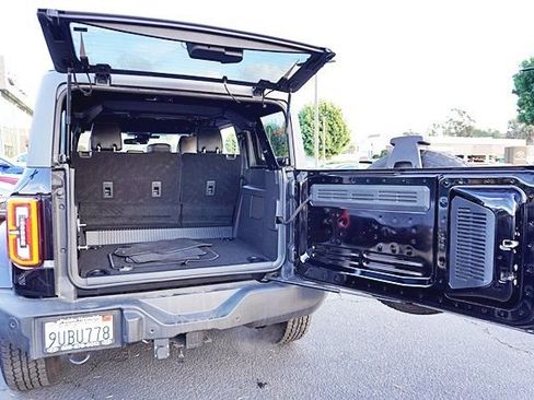 Used 2025 Ford Bronco Outer Banks image 13