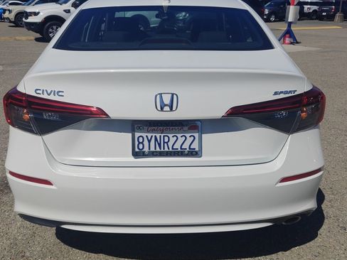 Used 2022 Honda Civic Sport image 6