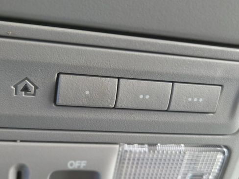 Used 2018 Honda CR-V Touring image 45