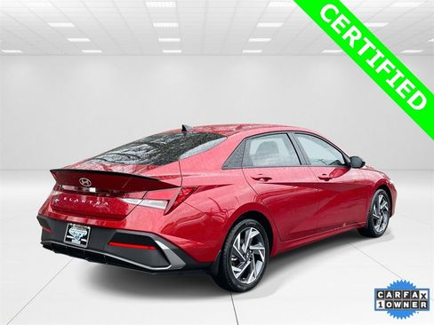 Certified 2025 Hyundai Elantra Sport image 6
