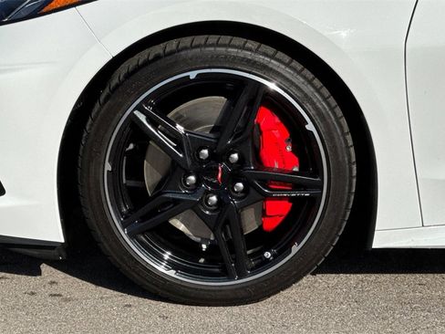 Used 2023 Chevrolet Corvette Stingray Coupe w/ Z51 Performance Package image 31