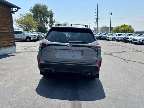 Used 2025 Subaru Forester Limited w/ Popular Package #2 AWD/4WD image 6