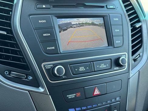 Used 2017 Hyundai Santa Fe Sport AWD/4WD image 17