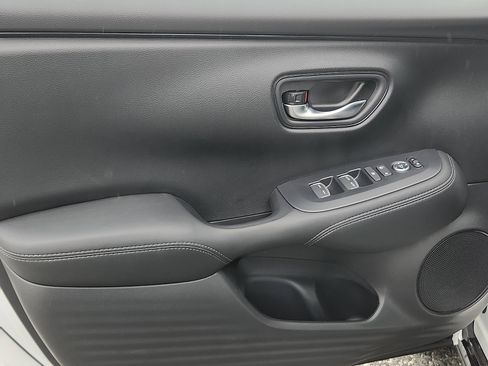 New 2026 Honda HR-V EX-L image 8