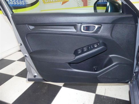 Used 2024 Honda Civic Sport image 21