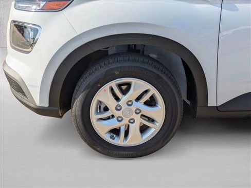 New 2026 Hyundai Venue SE image 10