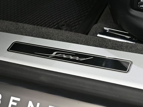 Certified 2024 Bentley Flying Spur W12 image 17