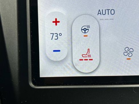 Used 2024 Ford Edge Titanium image 27