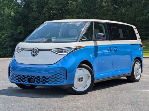Used 2025 Volkswagen ID. Buzz 1st Edition RWD image 4