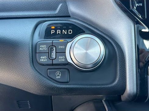 Used 2025 RAM 1500 Laramie AWD/4WD image 18