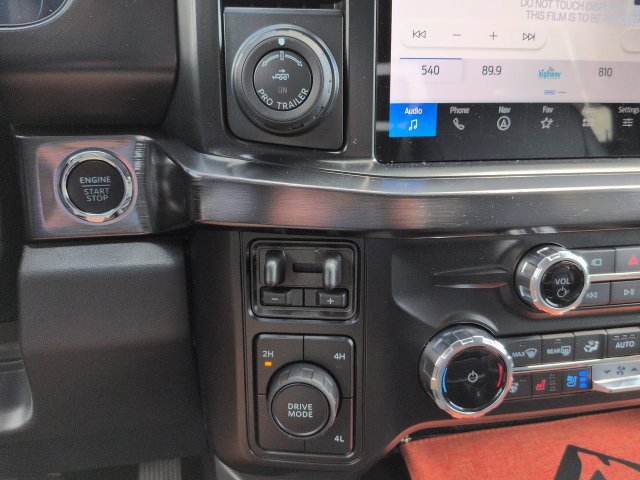 New 2026 Ford F250 Lariat w/ Black Appearance Package AWD/4WD image 22