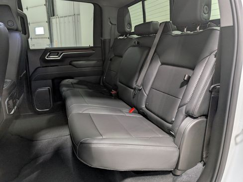 Used 2025 GMC Sierra 3500 Denali w/ Denali Reserve Package AWD/4WD image 18