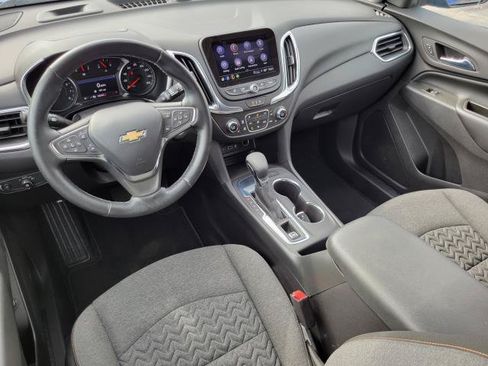 Used 2024 Chevrolet Equinox LT FWD image 22