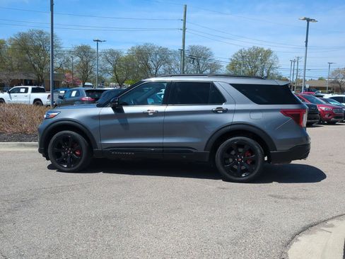 Used 2023 Ford Explorer ST w/ Equipment Group 401A AWD/4WD image 5