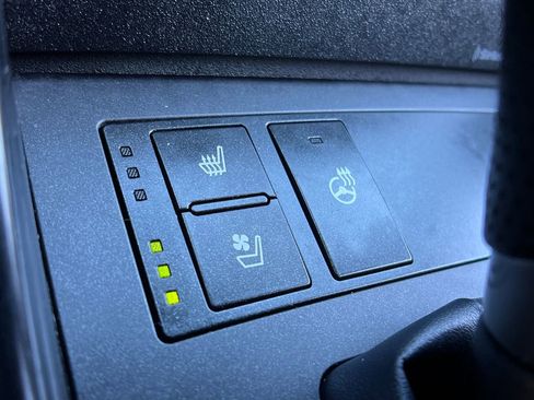 Used 2022 Lexus IS 350 F Sport w/ Memory Package image 28