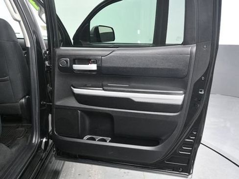 Used 2021 Toyota Tundra SR5 AWD/4WD image 16