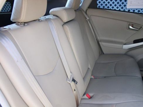 Used 2013 Toyota Prius Four FWD image 13