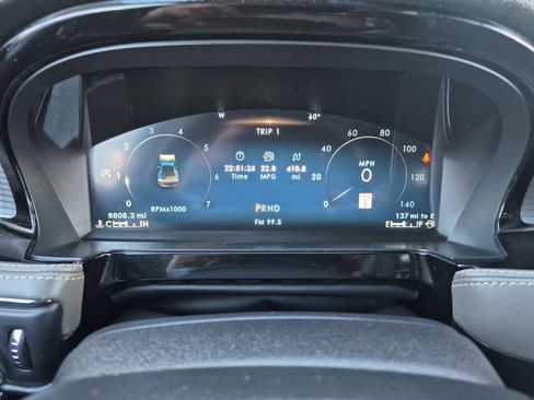 Used 2025 Lincoln Corsair Reserve w/ Towing Package image 24