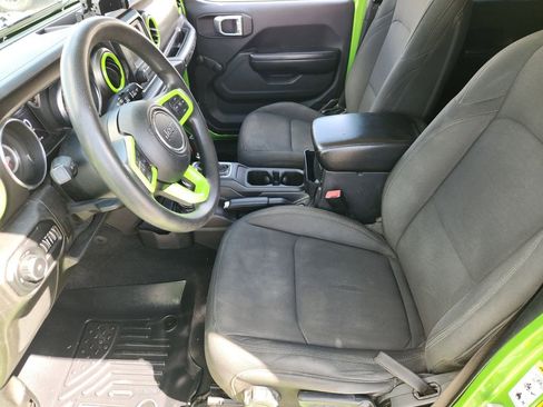 Used 2019 Jeep Wrangler Unlimited Sport AWD/4WD image 9
