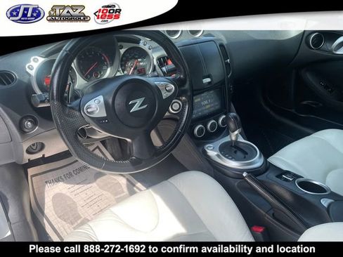 Used 2013 Nissan 370Z Roadster RWD image 13