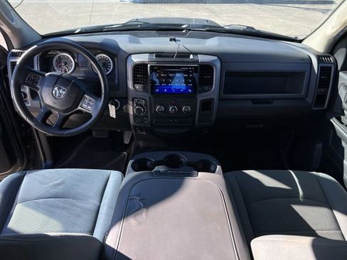 Used 2015 RAM 1500 Express image 21