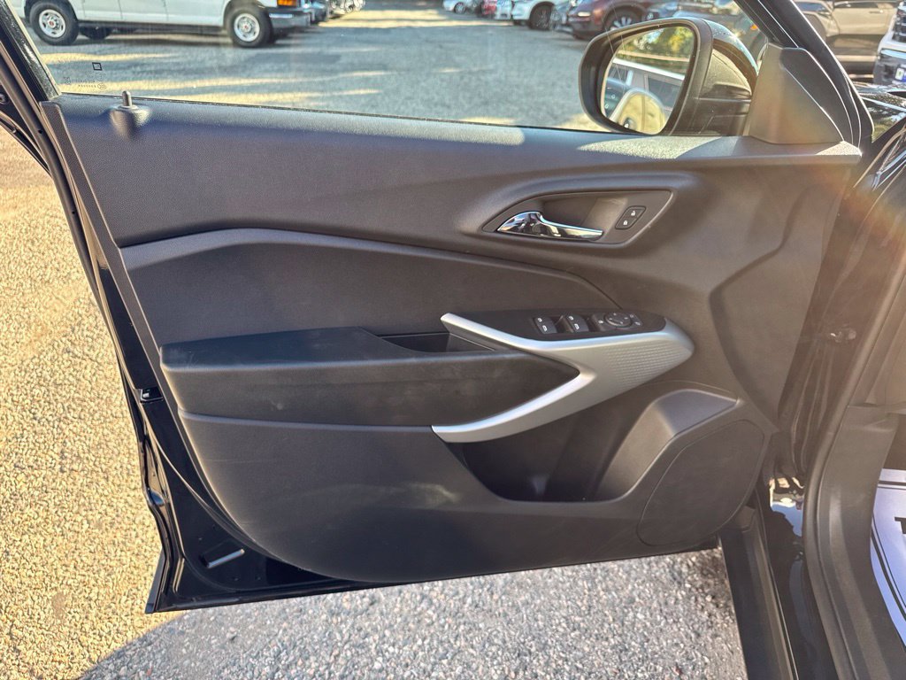 Used 2026 Chevrolet Trax RS w/ Driver Confidence Package FWD image 12
