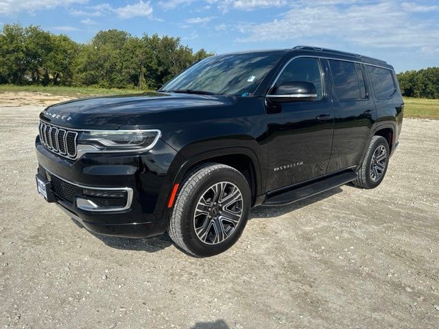 Used 2025 Jeep Wagoneer Series II AWD/4WD image 1