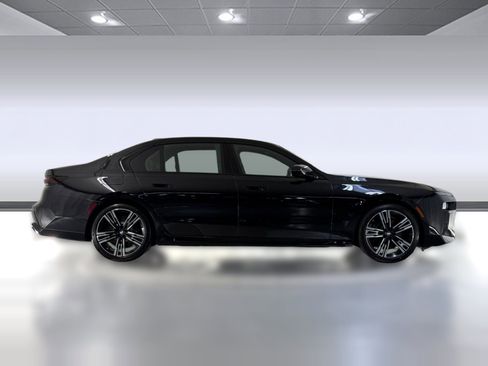 New 2025 BMW 760i xDrive AWD/4WD image 8