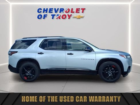 Used 2021 Chevrolet Traverse Premier w/ Redline Edition AWD/4WD image 10