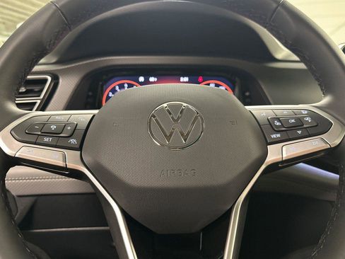 New 2025 Volkswagen Atlas Peak Edition SE image 22