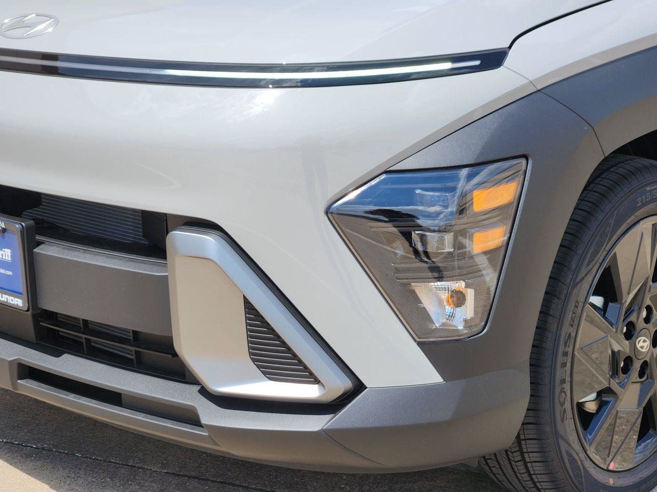 New 2027 Hyundai Kona SEL Sport FWD image 6