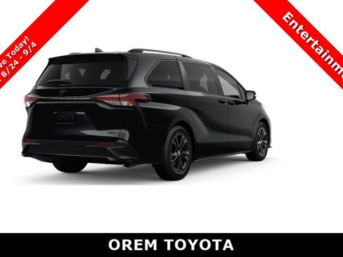 New 2026 Toyota Sienna XSE AWD/4WD image 9