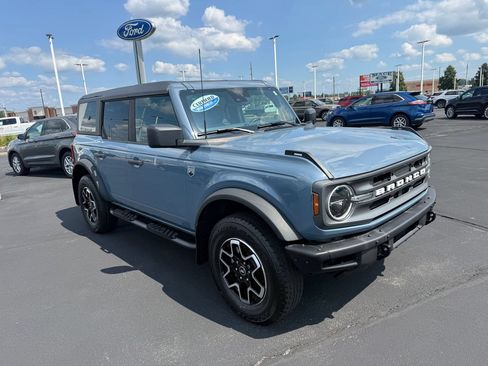 Used 2024 Ford Bronco Big Bend AWD/4WD image 3