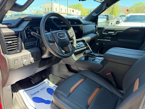 Used 2026 GMC Sierra 1500 AT4 w/ AT4 Premium Package AWD/4WD image 12