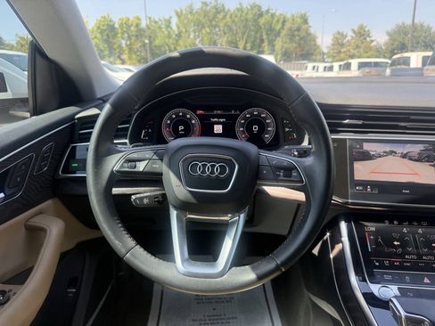 Used 2020 Audi Q8 Premium Plus AWD/4WD image 22