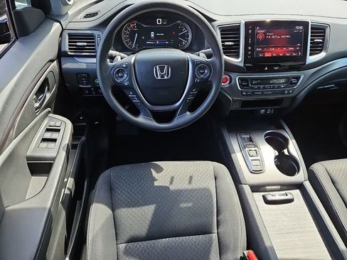 Used 2020 Honda Ridgeline Sport image 12