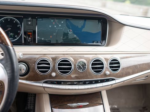 Used 2016 Mercedes-Benz S 550 4MATIC Sedan image 29