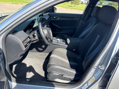 Used 2023 Honda Civic Sport image 14