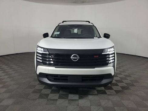 New 2026 Nissan Kicks SR w/ Illumination Package FWD image 10