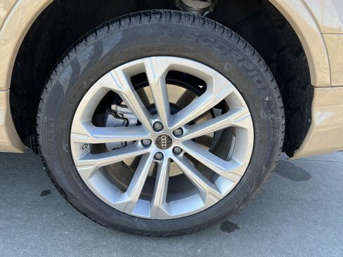 Used 2025 Audi Q7 3.0T Premium Plus w/ Premium Plus Package image 13