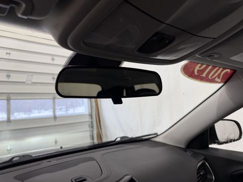 Used 2019 Jeep Cherokee Latitude Plus w/ Cold Weather Group image 12