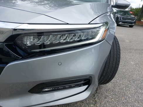Used 2019 Honda Accord Touring image 32