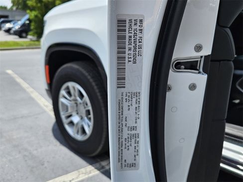 Used 2024 Jeep Wagoneer 4WD image 16